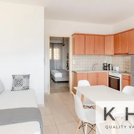 Grand View Flat With Front Yard ארגוסטולי